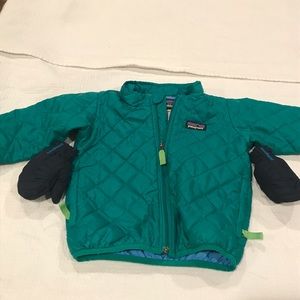 Patagonia Jacket & Mitten Set